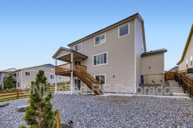 Building Photo - 6782 Petunia Pl