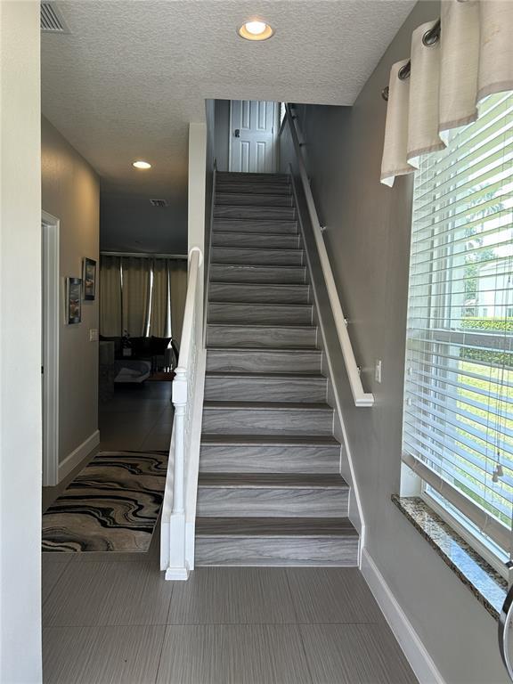 Building Photo - 1421 Retreat Cir
