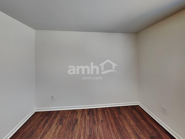 Building Photo - 4811 Spruce Peak Rd