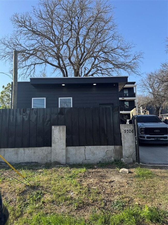 Building Photo - 5706 Melody Ln