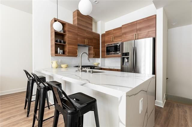 Building Photo - CEDARS COURT TOWNHOMES