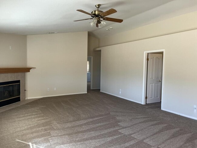 Building Photo - 25805 McLaughlin Rd