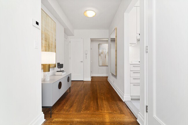 Interior Photo - 240 Central Park South