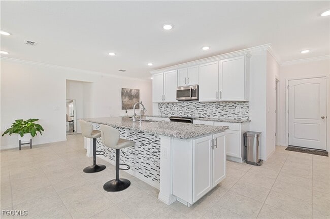 Building Photo - 8948 Cascade Price Cir