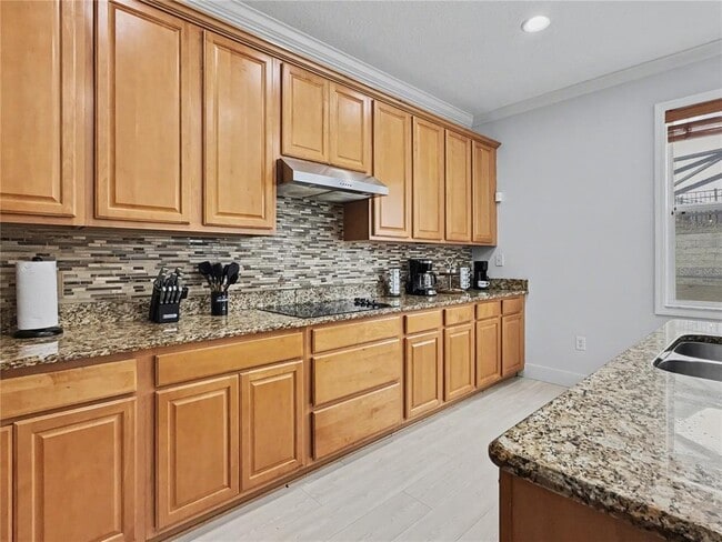 Building Photo - 157 San Carlo Rd