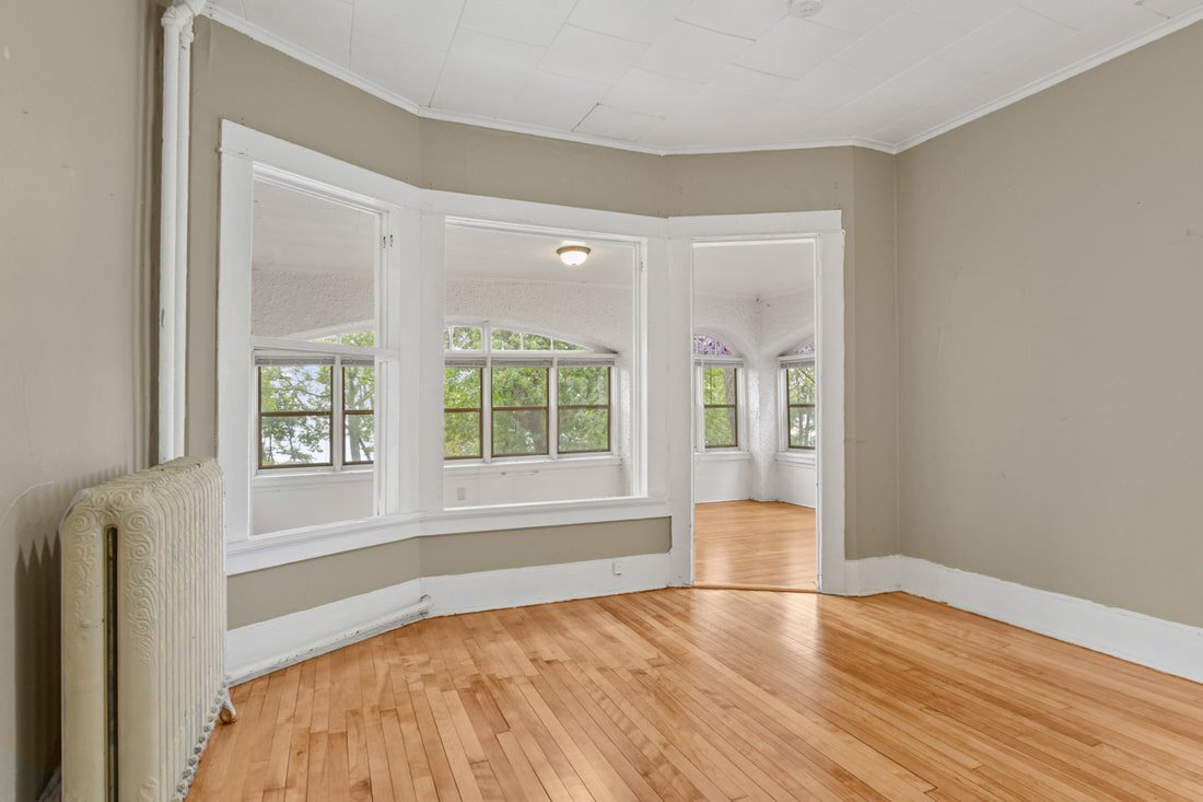 Building Photo - 933 Spaight St