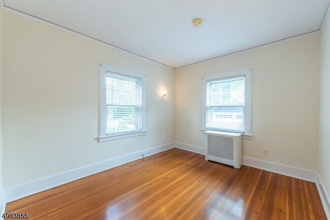 Building Photo - 61 Watchung Ave