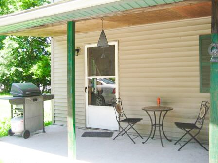 nice front porch for summer evenings - 301 Shore Road