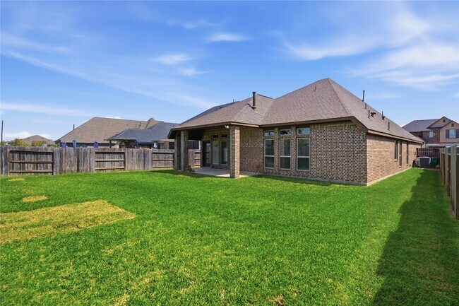 Building Photo - 20427 Noble Arabian Dr