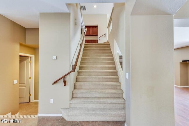 Building Photo - 1705 E Coconino Dr