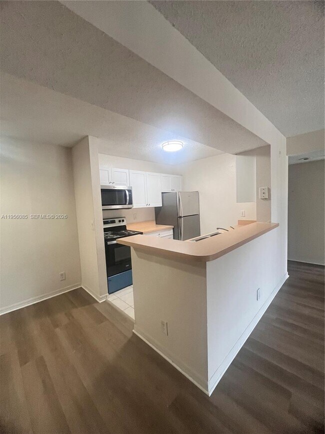 Building Photo - 4035 W McNab Rd