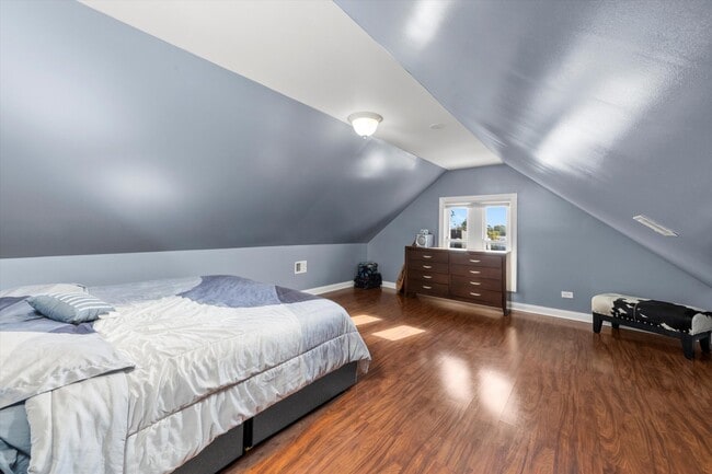 Building Photo - 5108 W 24th Pl