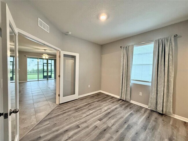 Building Photo - 7620 Stonebrook Cir