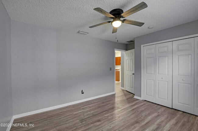 Building Photo - 695 Sid Dr