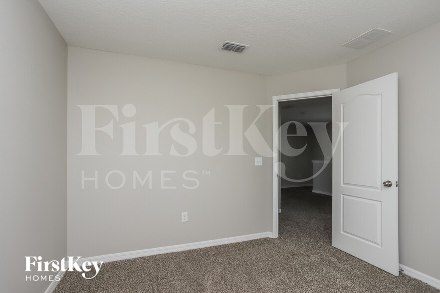 Building Photo - 15413 Auburn Woods Ln