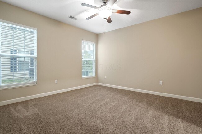Building Photo - 5119 Foxtail Pine St