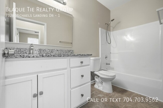 Building Photo - 7329 Michaels Landing Dr