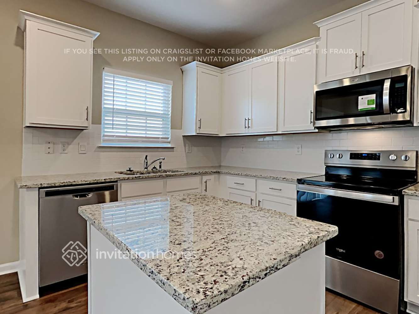 Building Photo - 1346 Kent Downs Ave SW