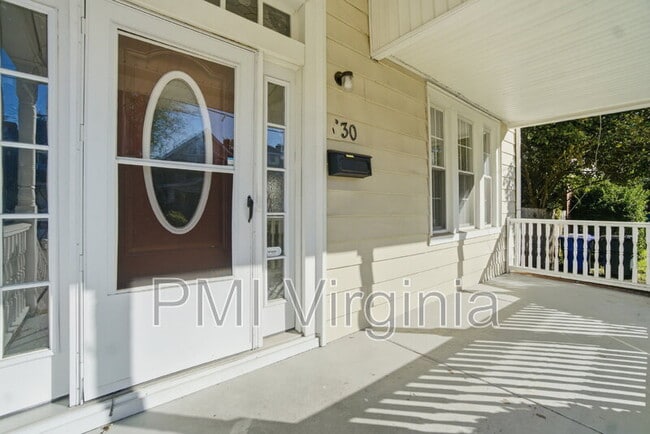 Building Photo - 630 W 36th St