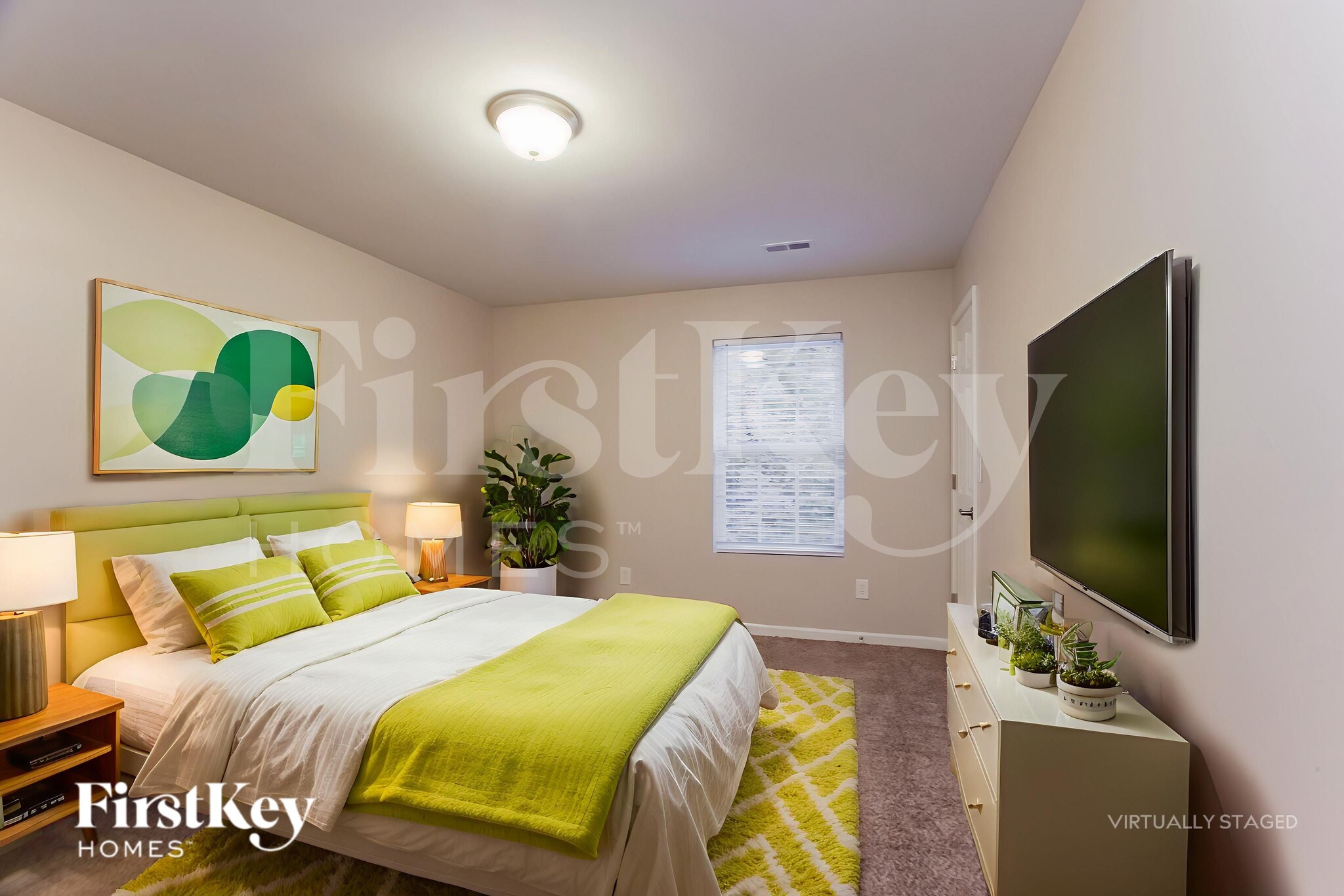 Building Photo - 2336 Equestrian Dr