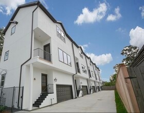 Building Photo - 1548 W 23rd St