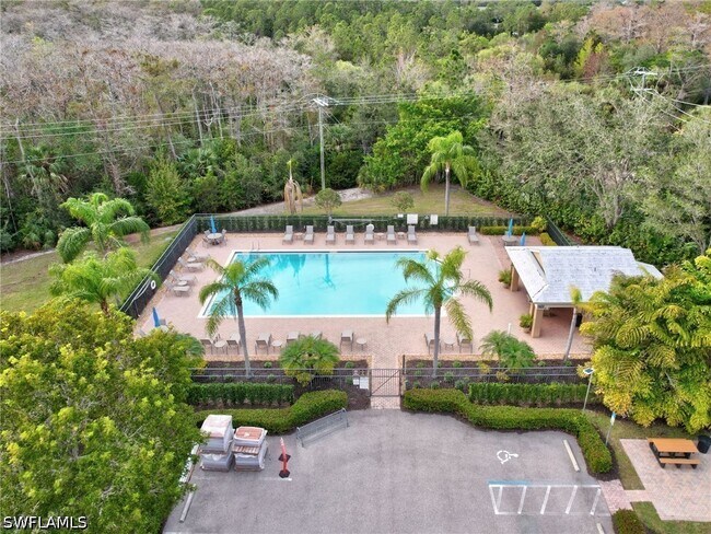 Building Photo - 6900 Huntington Lakes Cir