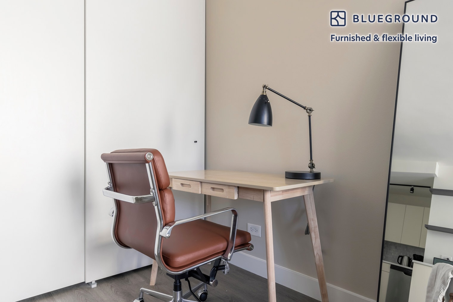 Building Photo - 21 E Chestnut St