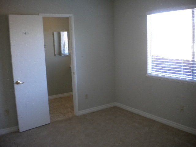 Building Photo - Peacock Hills, 55+ Community - Home in Peacock Hills - Oceanside