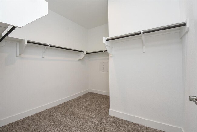 Building Photo - 14146 Savage River Ct