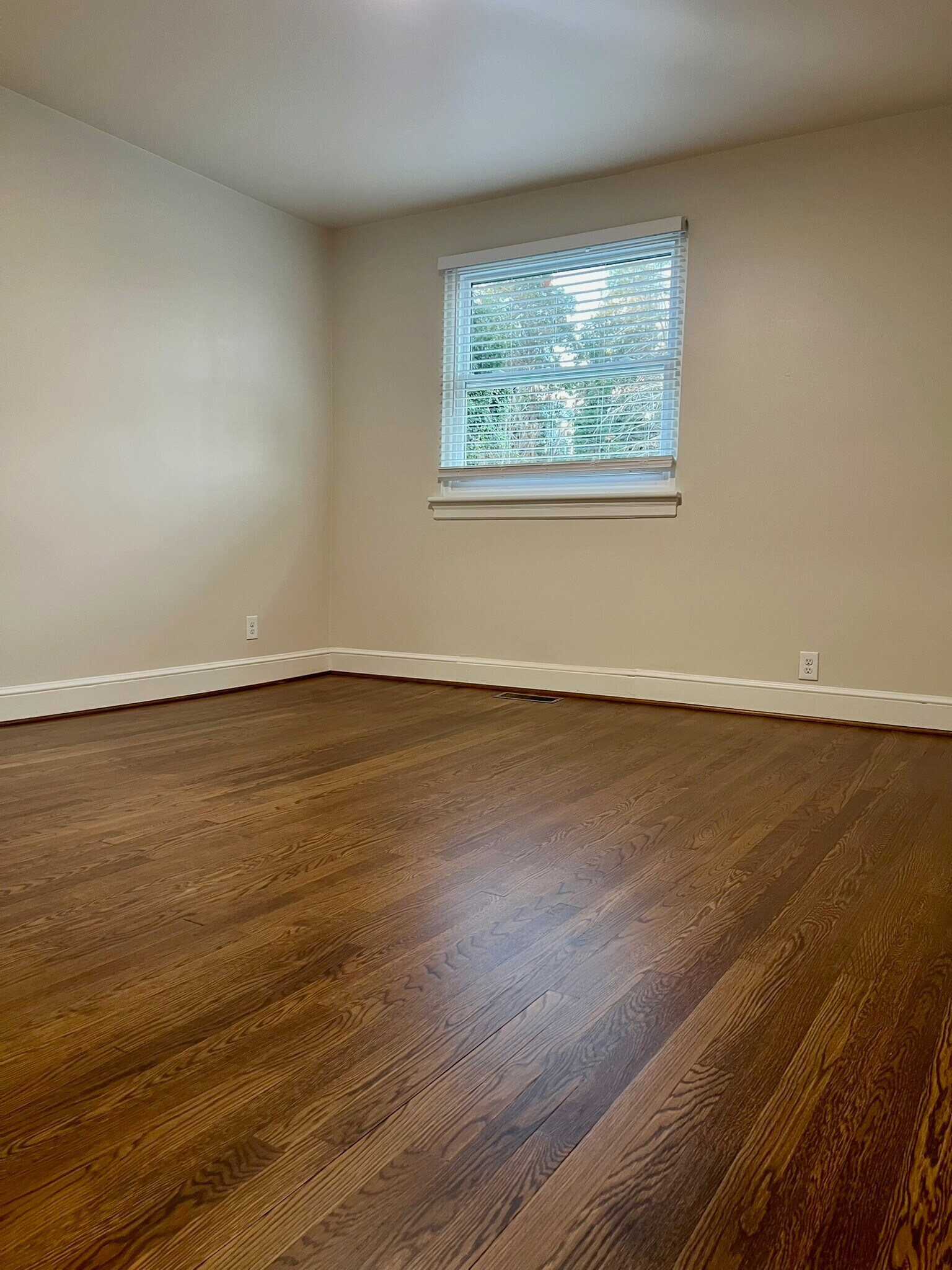 Building Photo - 3880 Peakland Pl