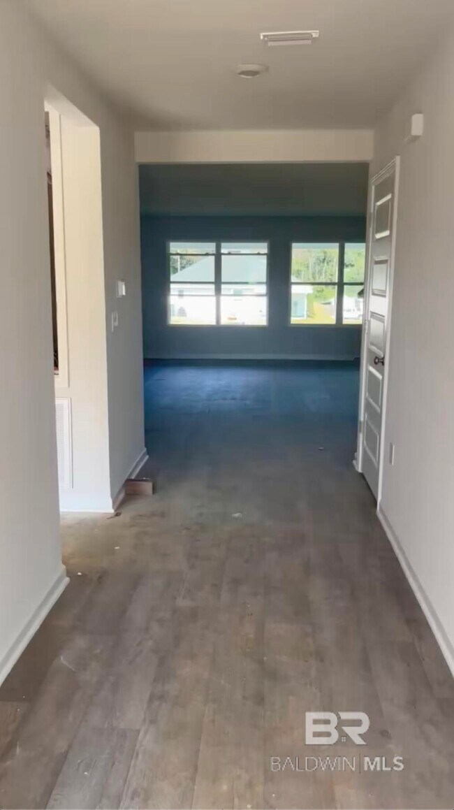 Building Photo - 3079 Camino Real Lp