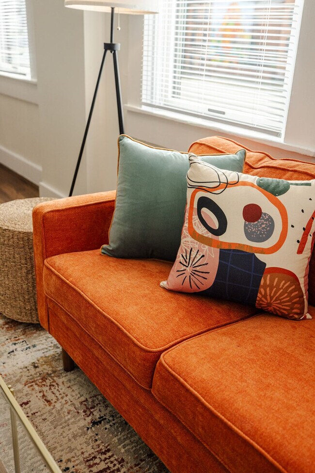 Building Photo - 1826 Republic St