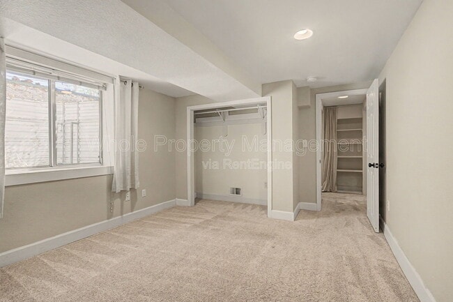 Building Photo - 2646 S Cherokee St