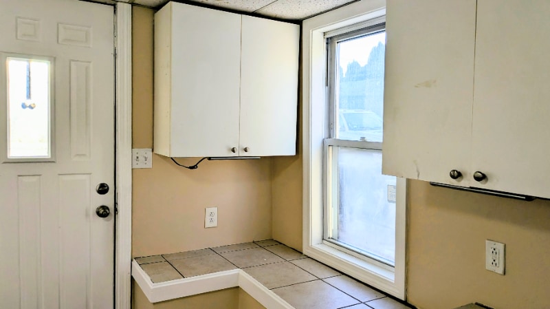 Building Photo - 5-9 Morton Square