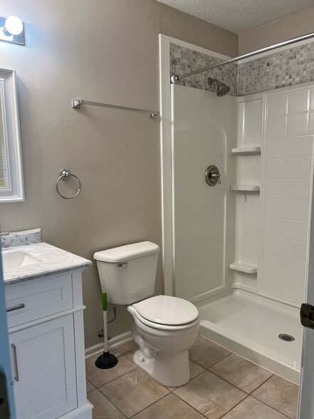 Building Photo - 4738 Westwind Ct