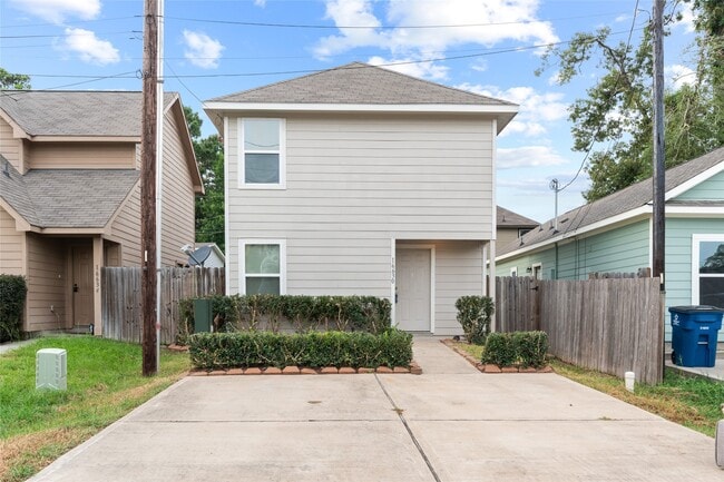 Primary Photo - 16630 E Hammon