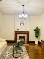 Living room - 1374 Neil Ave