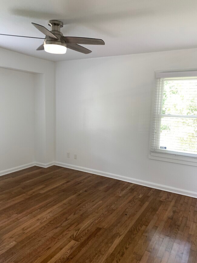 Building Photo - 2328 Johnson Ferry Rd NE