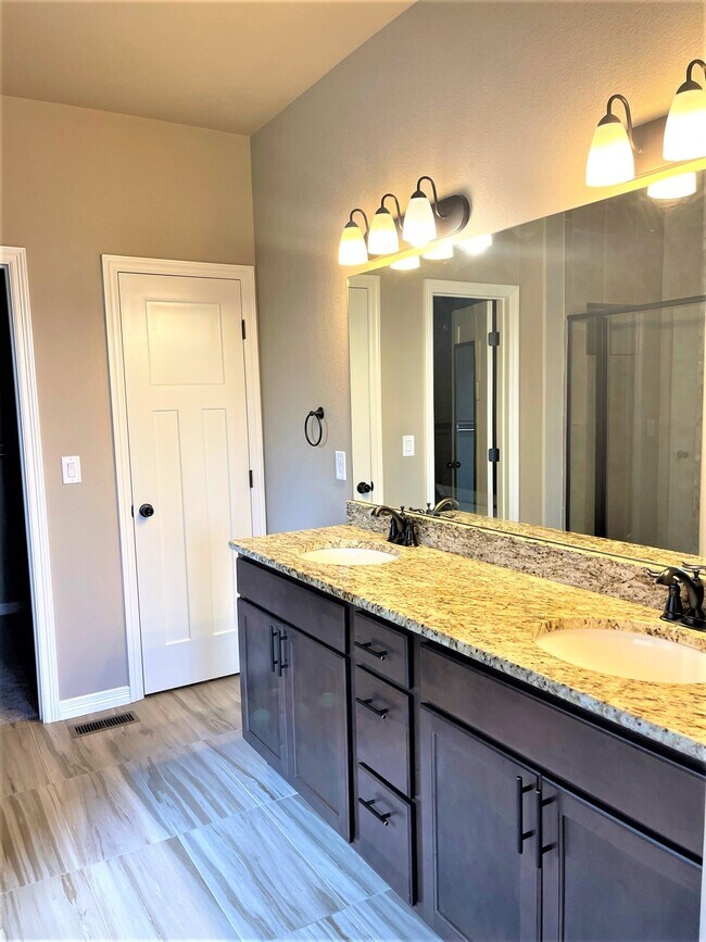 Building Photo - 12745 Culebra Peak Dr