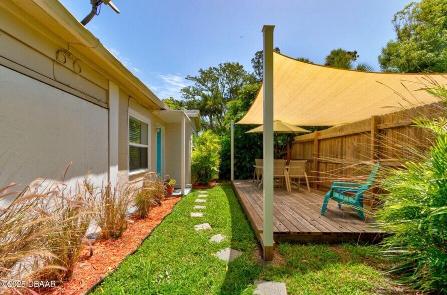 Building Photo - 118 Pierce Ave