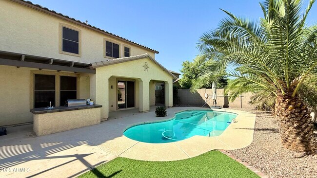 Building Photo - 22310 E Creekside Ct