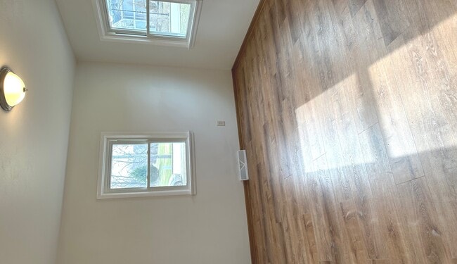 Building Photo - 249 W Nebraska St