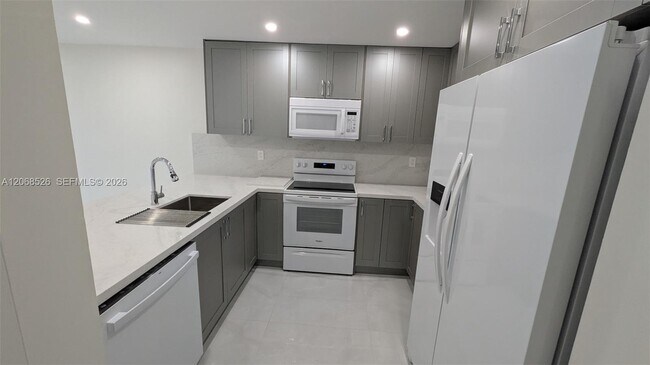 Building Photo - 10341 SW 147th Ct Cir