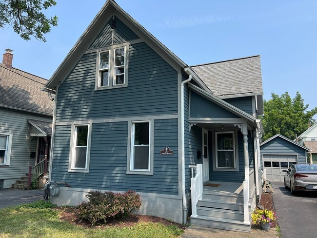 Building Photo - Single Family Home - Available - Will not ...