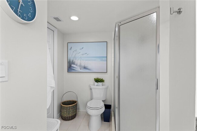 Building Photo - 9577 Gulf Shore Dr