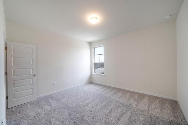 Building Photo - 17217 Adoro Dr