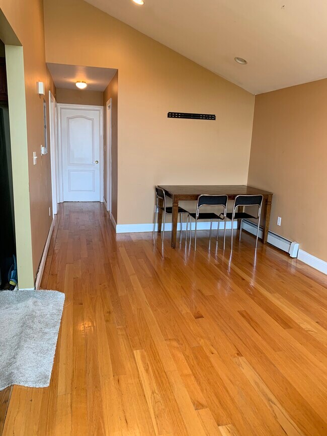 16221 102nd St 16221 102nd St Howard Beach NY 11414 Apartment Finder