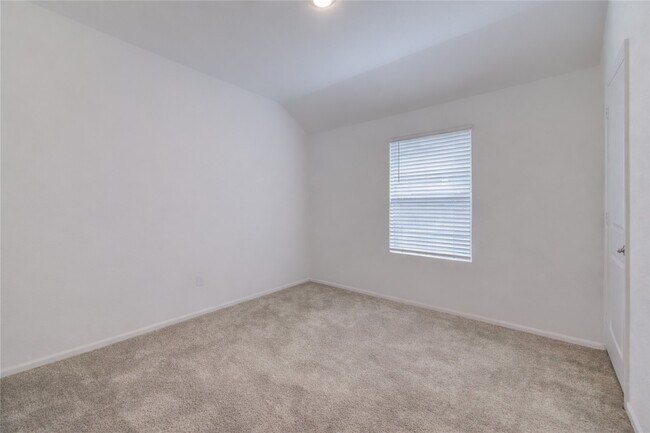 Building Photo - 2904 Cordova Hl Dr