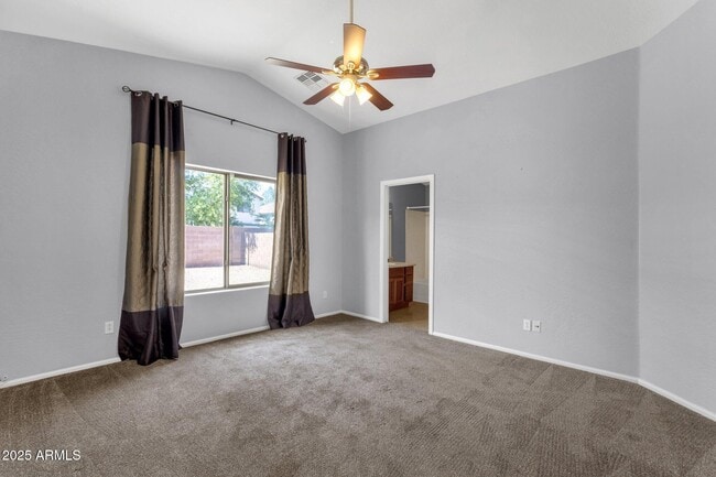 Building Photo - 509 E Daniella Dr