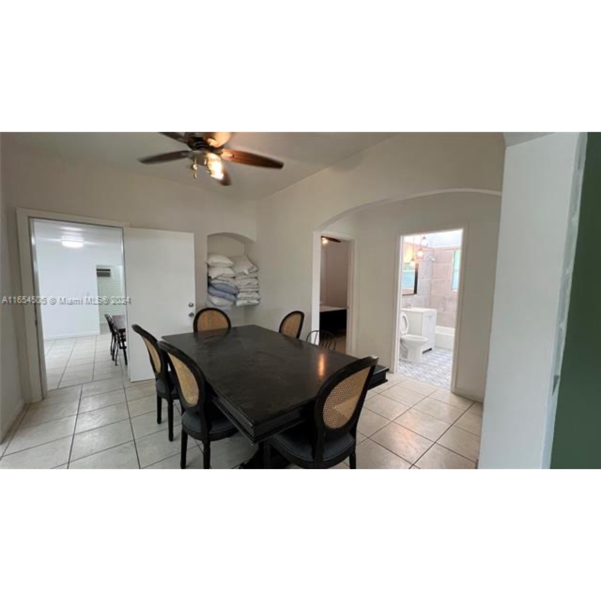 Building Photo - 113 NW 35th St